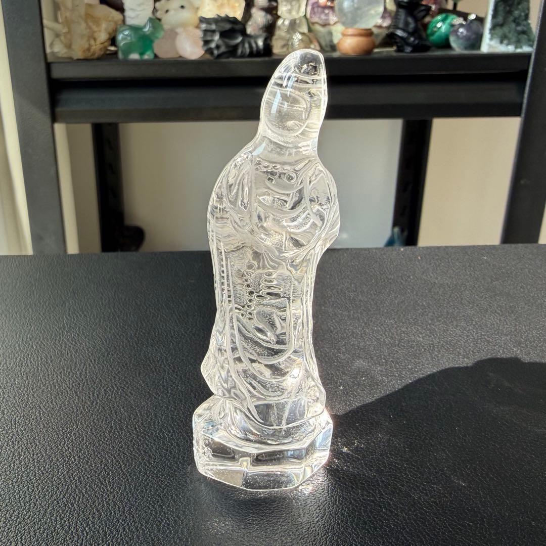 天然石水晶の観音様　置物　彫物NO.021401