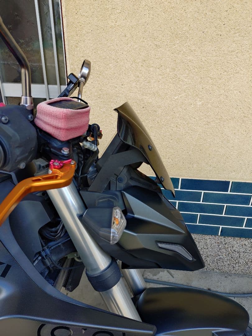 スズキ　SUZUKI　GSX-8S用　ショートスクリーン　MRA 　ブラック