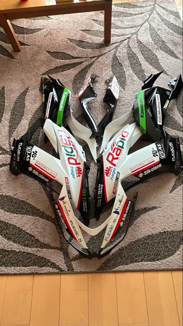 【値下げ】Kawasaki Ninja ZX-6R カウルセット