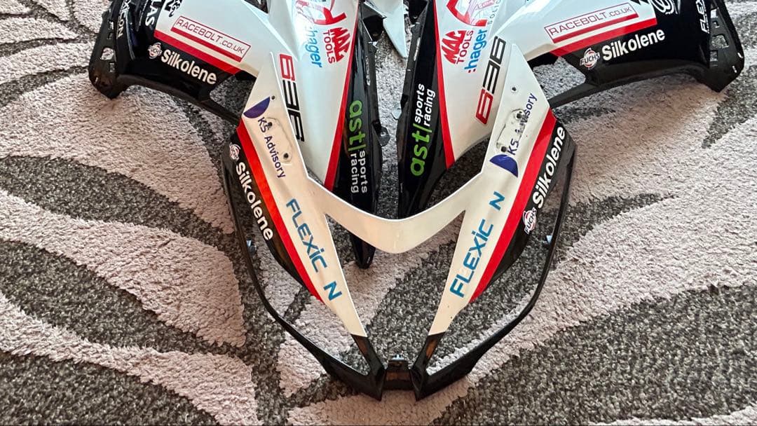 【値下げ】Kawasaki Ninja ZX-6R カウルセット