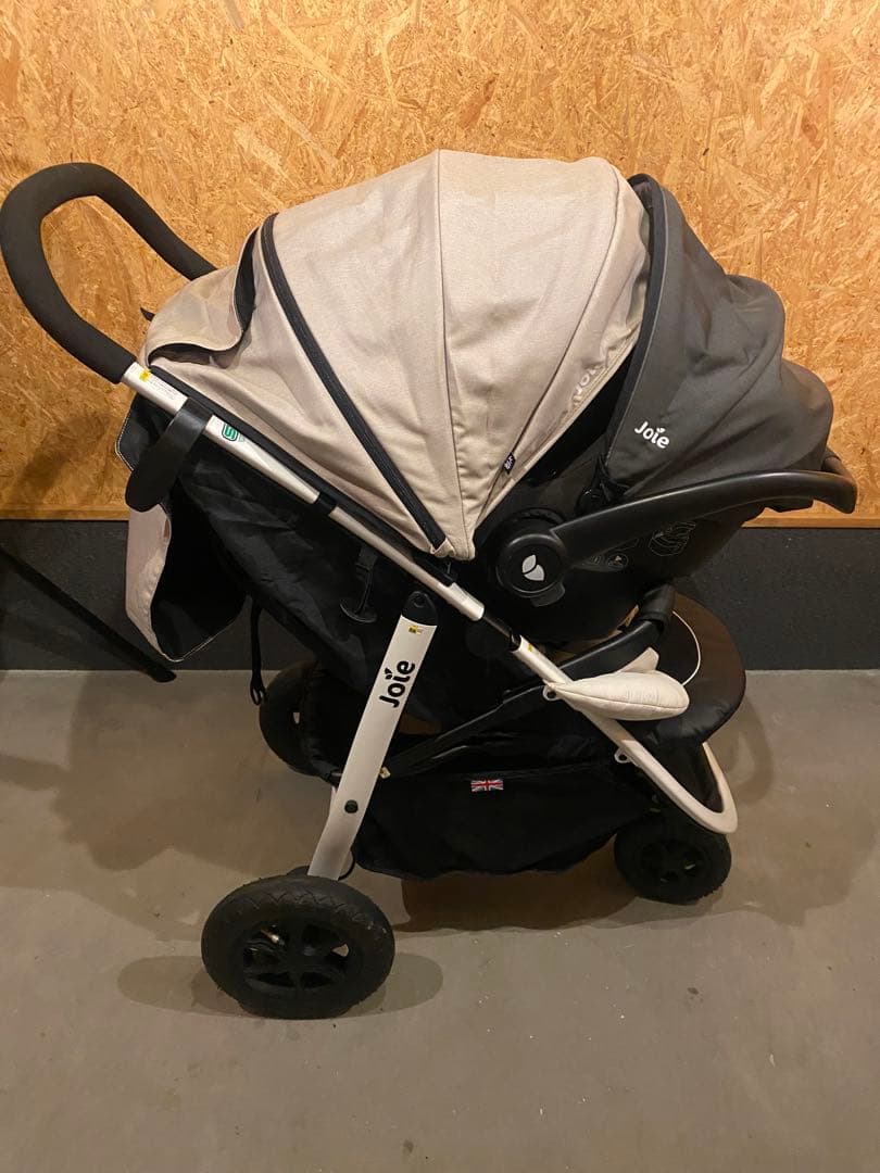 かにゃ♥Joie ジョイー ライトトラックスエア　ジェム　トラベルシステム