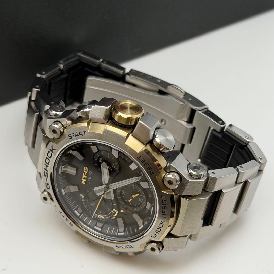 【極美品】カシオ　G-SHOCK MTG-B3000D-1A9JF 箱説保