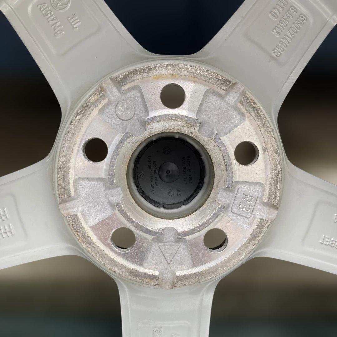 Volkswagen 15インチ純正アルミホイール　アスペン