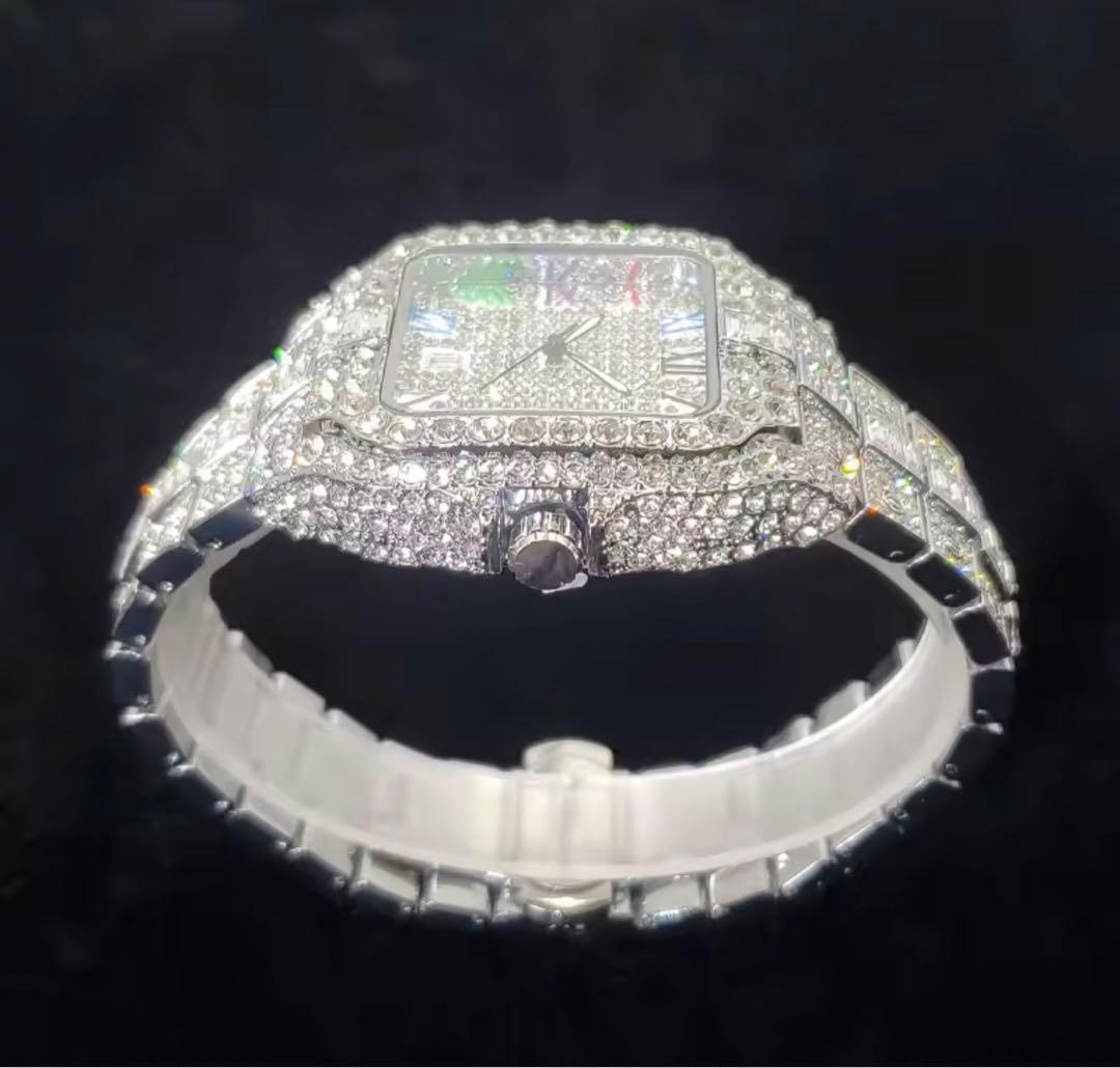 本気で仕上げた腕元革命。圧巻の輝きで魅せるフルジルコニア ブリンブリン時計