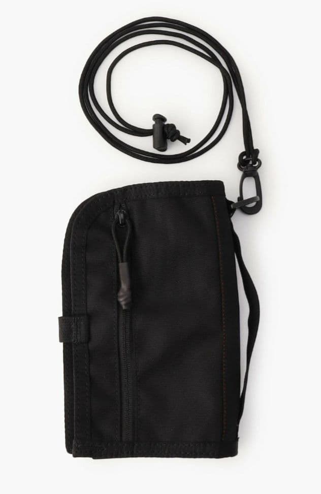 BRIEFING ブラック パスポートケース