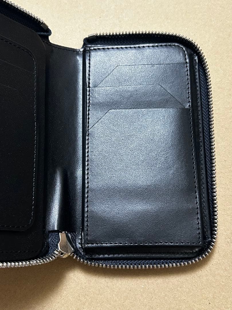 小物 ITTI CRISTY SMART MID WLT .5 / KUROZAN