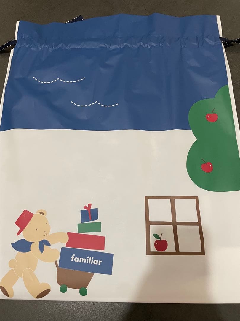 最終値下げ！新品 familiar ネイビー トートバッグ レッスンバッグ