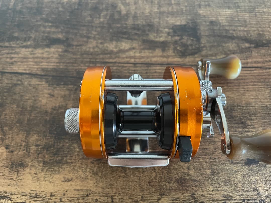 ABU Ambassadeur 2500C アンバサダー サンセットオレンジ