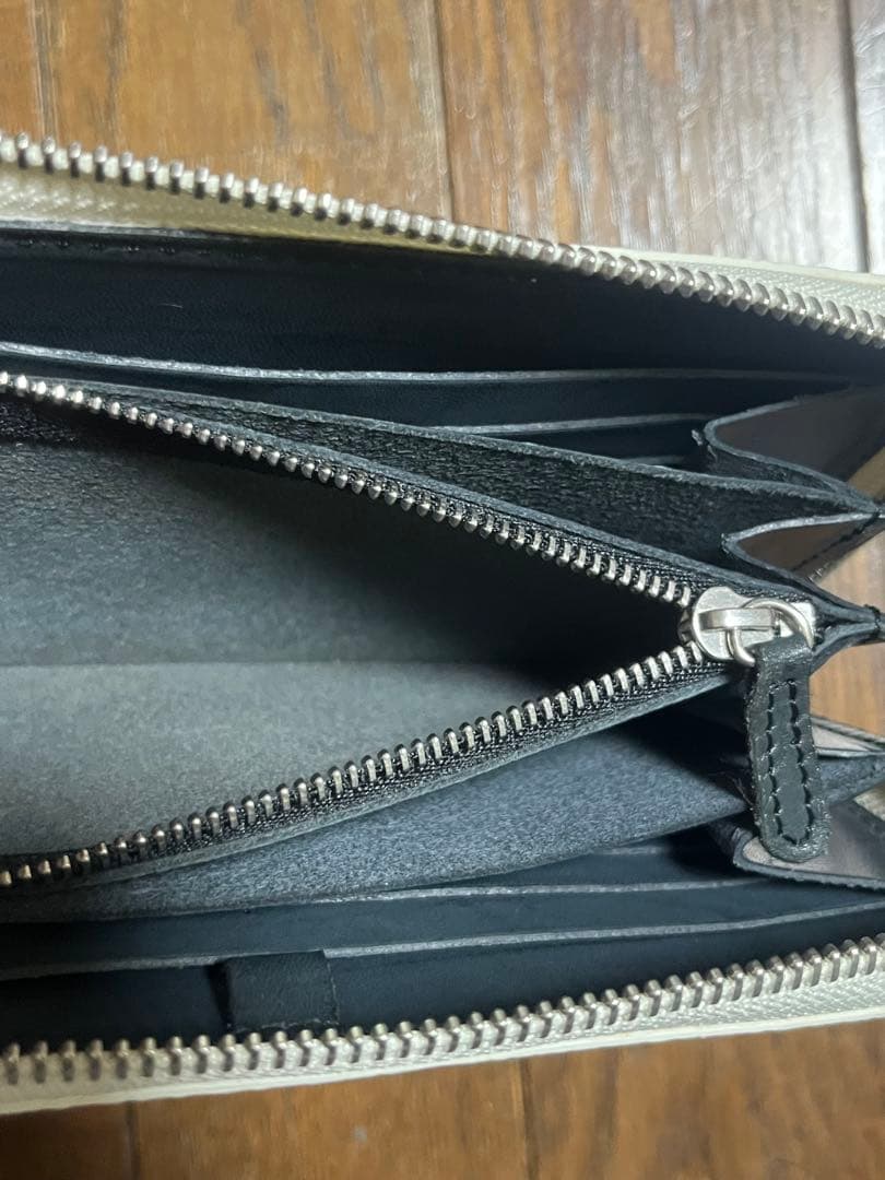 《ゆうだい 再開しました。》 CUNE 長財布