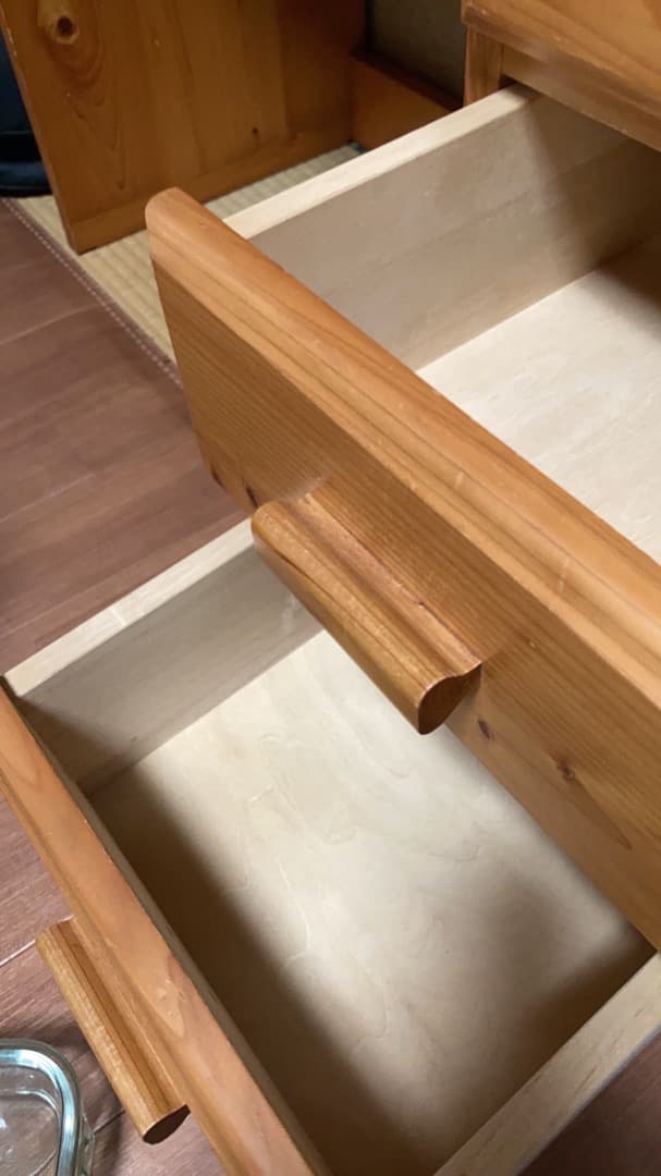 【直接引き取り】デスクとチェアー