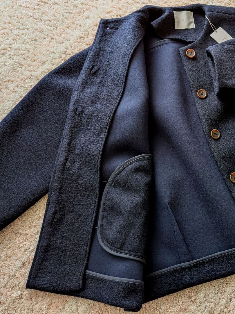 新品【UNFILO】ボンディングフォルムコート 濃紺 23区/iCB