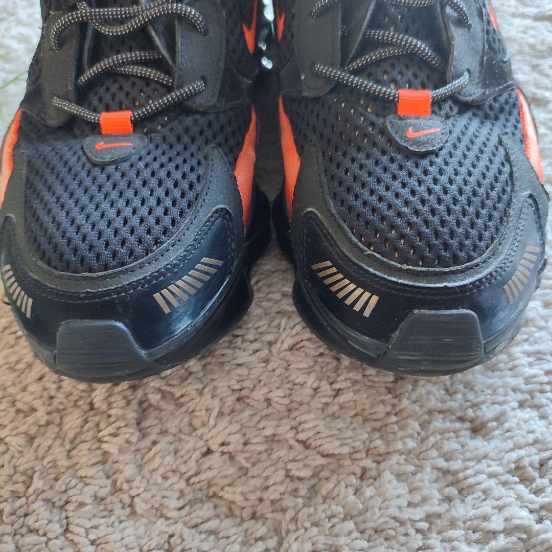 美品ナイキ ショックス ノヴァ 27cm CK2085-001ブラック×オレンジ