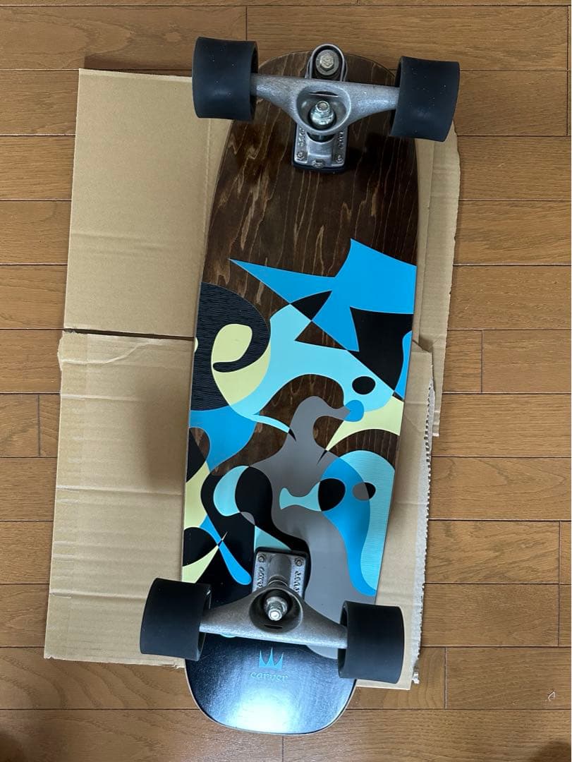 carver 30インチ Blue Ray Surfskate イームズモデル