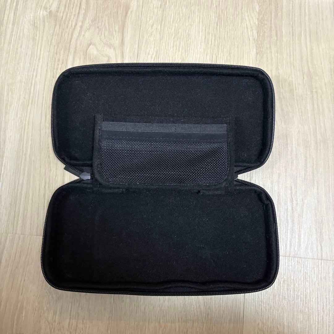 Nintendo Switch 純正ケース付き