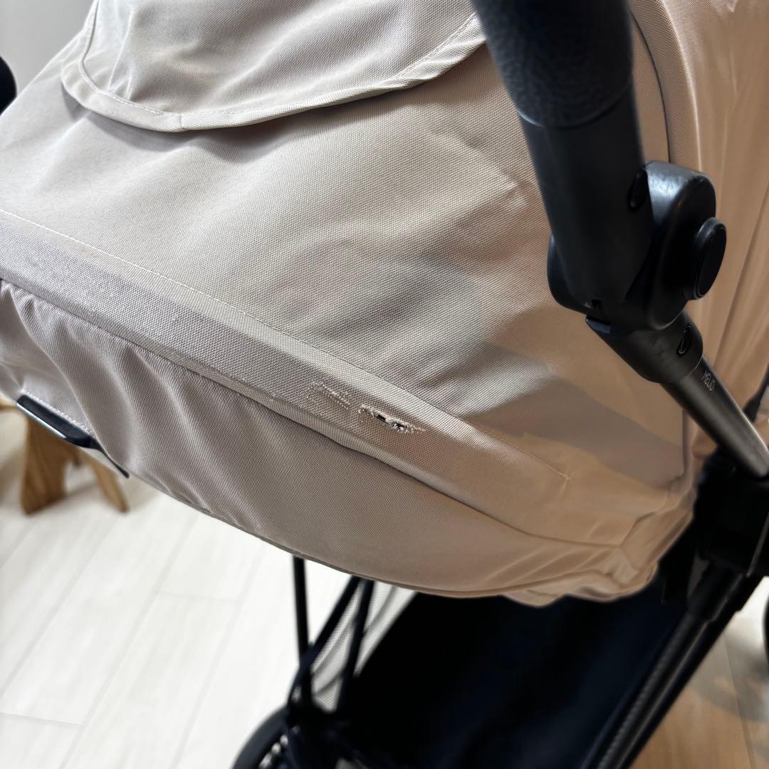 サイベックス メリオカーボン　2022 ベージュ 軽量ベビーカー AB型