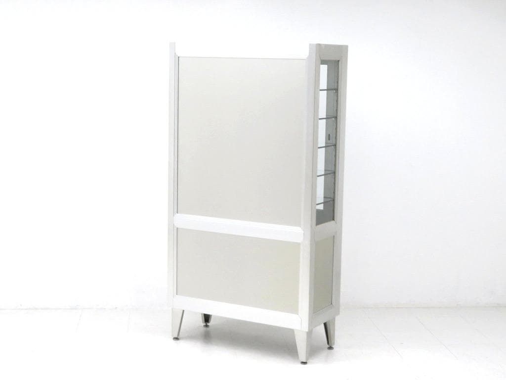 美品　ユヤマ　アルミ　ガラス　ケビント　ドクターキャビネット　飾り棚　シェルフ