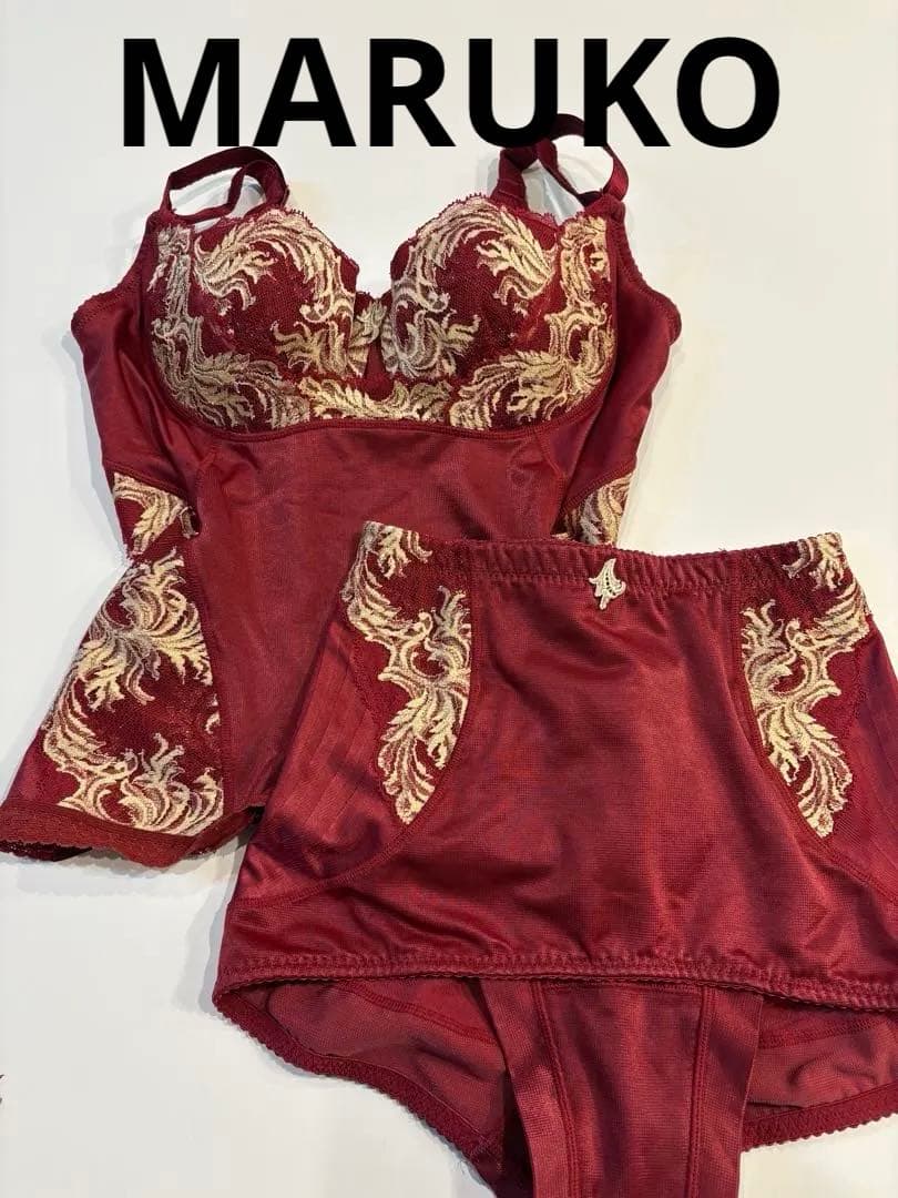 MARUKOカービシャス　限定色2点セットＣ７０－Ｍ　美ライン作りセットお得