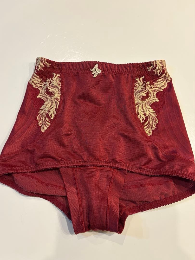 MARUKOカービシャス　限定色2点セットＣ７０－Ｍ　美ライン作りセットお得