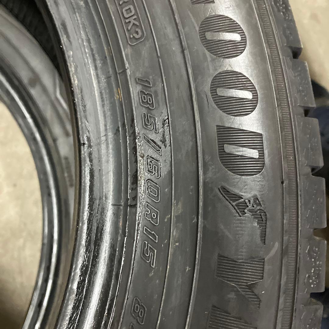 スタッドレスタイヤ185/60r15