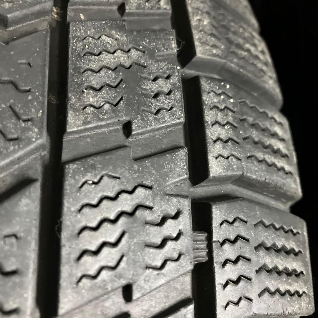 スタッドレスタイヤ185/60r15