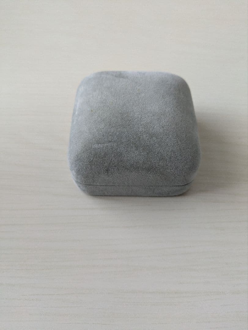 750　指輪　約4g　リング　K18　ゴールド