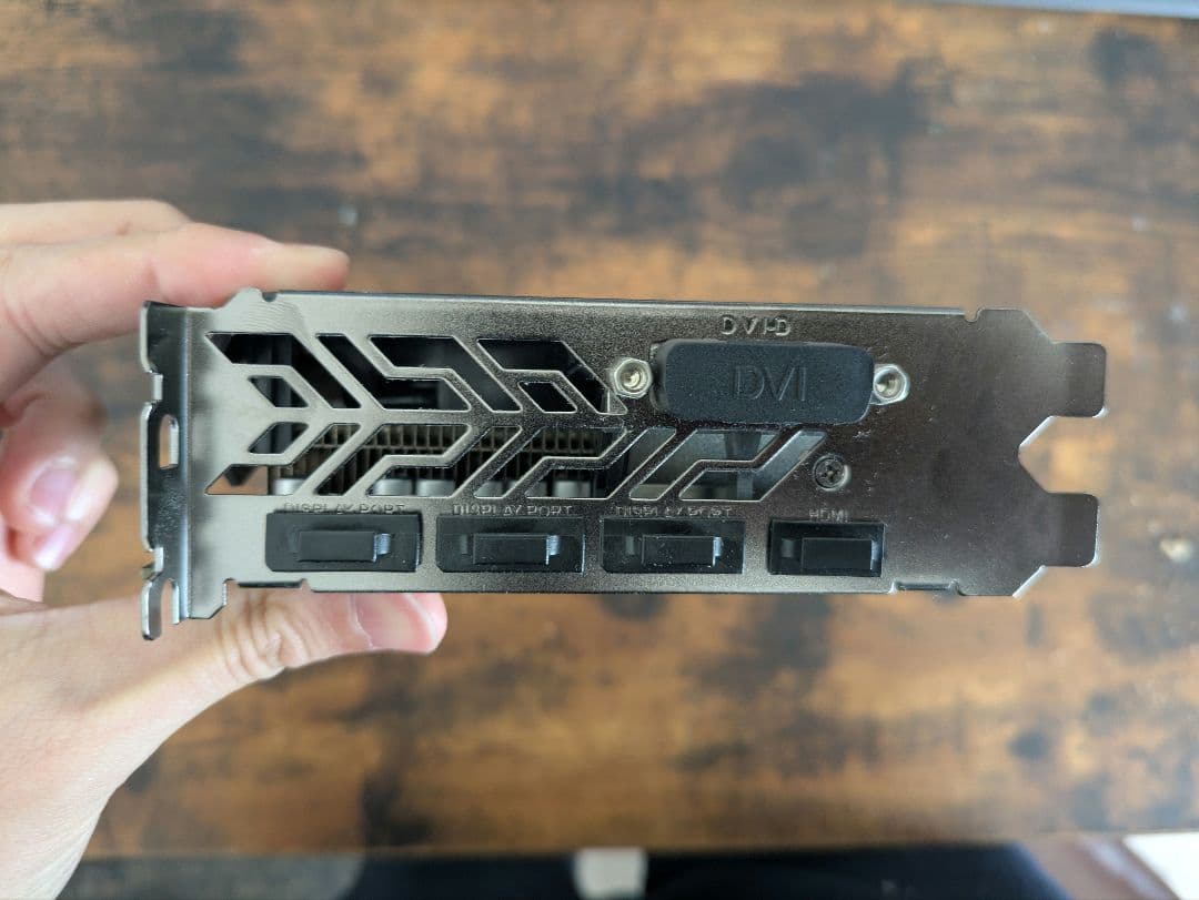 グラフィックボード・グラボ・ビデオカード Asrock Phantom Gaming D Radeon RX570 4G