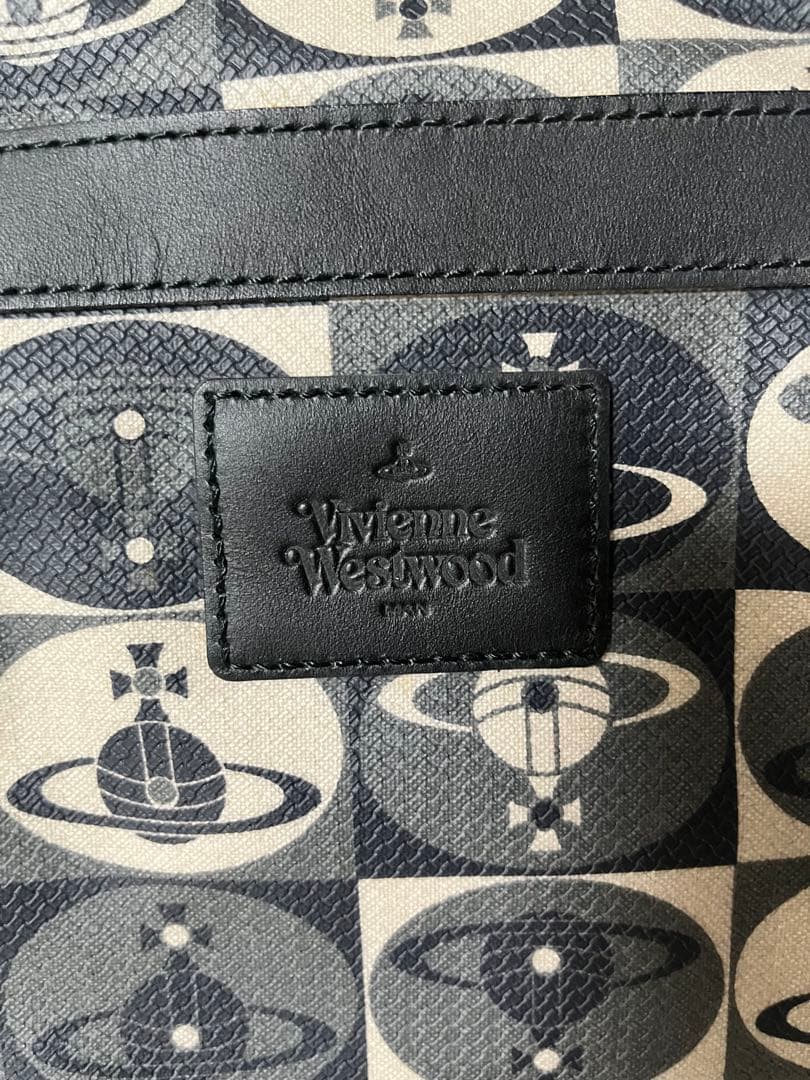 【超美品】 Vivienne Westwood ボディバッグ