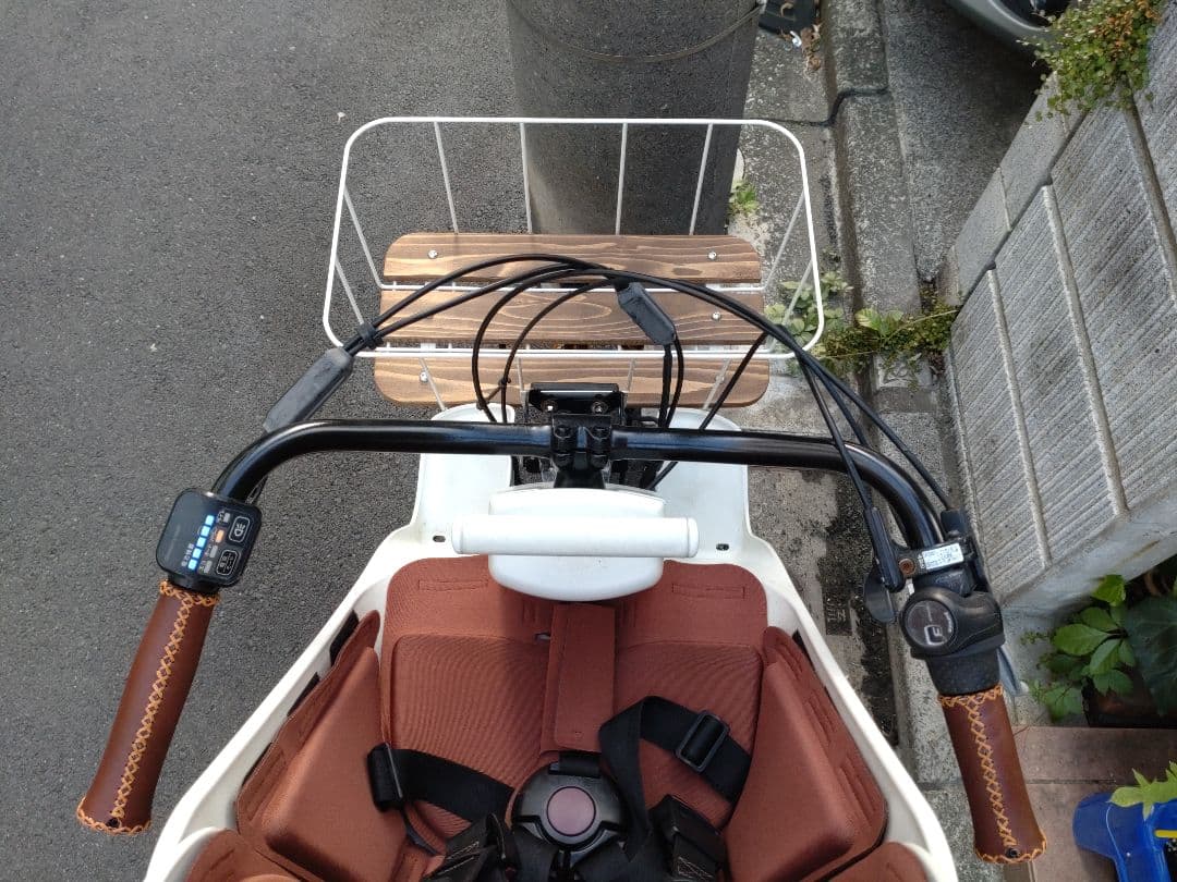 配送可★直接引渡可★カスタム【現行型ビッケグリ】電動アシスト自転車★３人乗子供乗