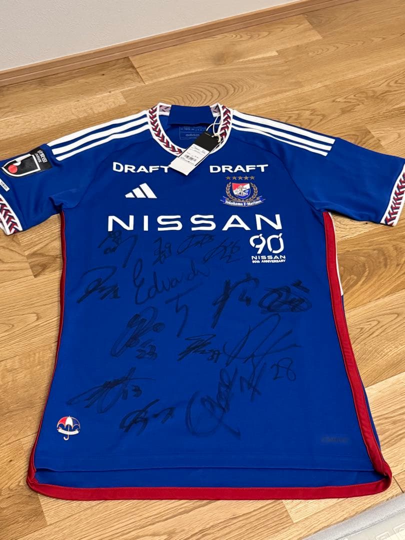 adidas サッカーシャツ サイン入り