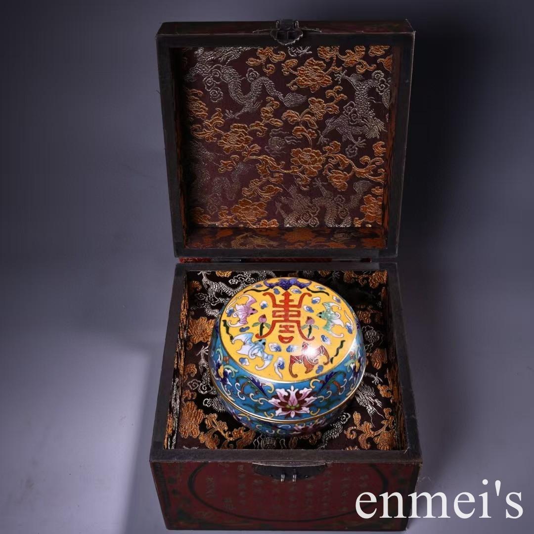 中国古美術・旧蔵銅胎鎏金の七宝焼掐絲細工蔓草蓮・五福捧寿の首飾り箱・置物・文房