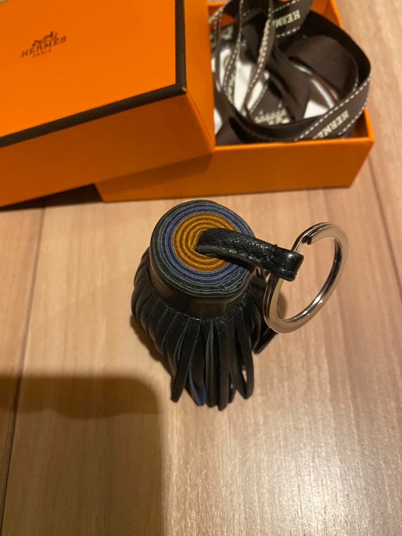 HERMES カルメン　トリコロール　キーホルダー　キーリング