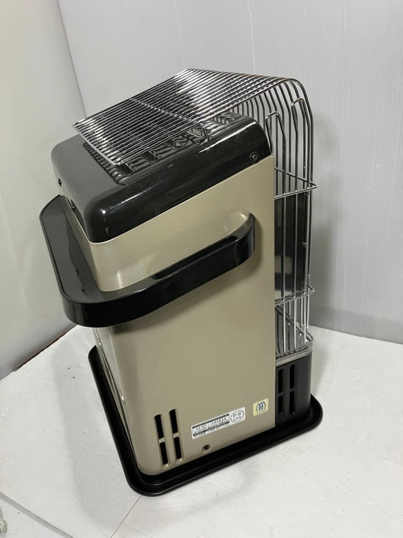 イワタニ カセットガスストーブ　CB-CGS-HPR