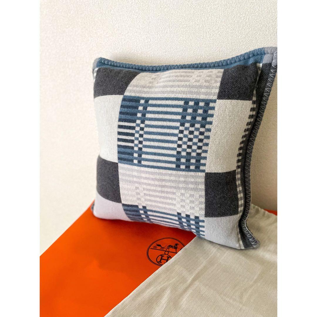 【新品未使用】HERMES/ クッション
