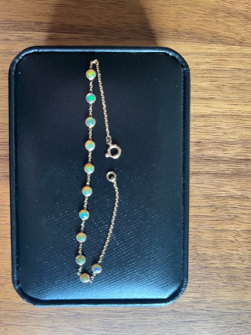 アガット agete ブレスレット　ドリーミードリーミー 11石　オパール