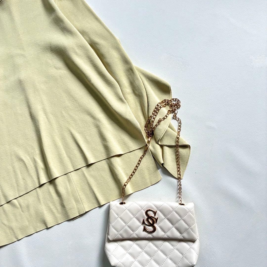 ◆美品◆アドーア◆3万◆ラッフルスリーブニット◆レモンイエロー◆長袖◆M