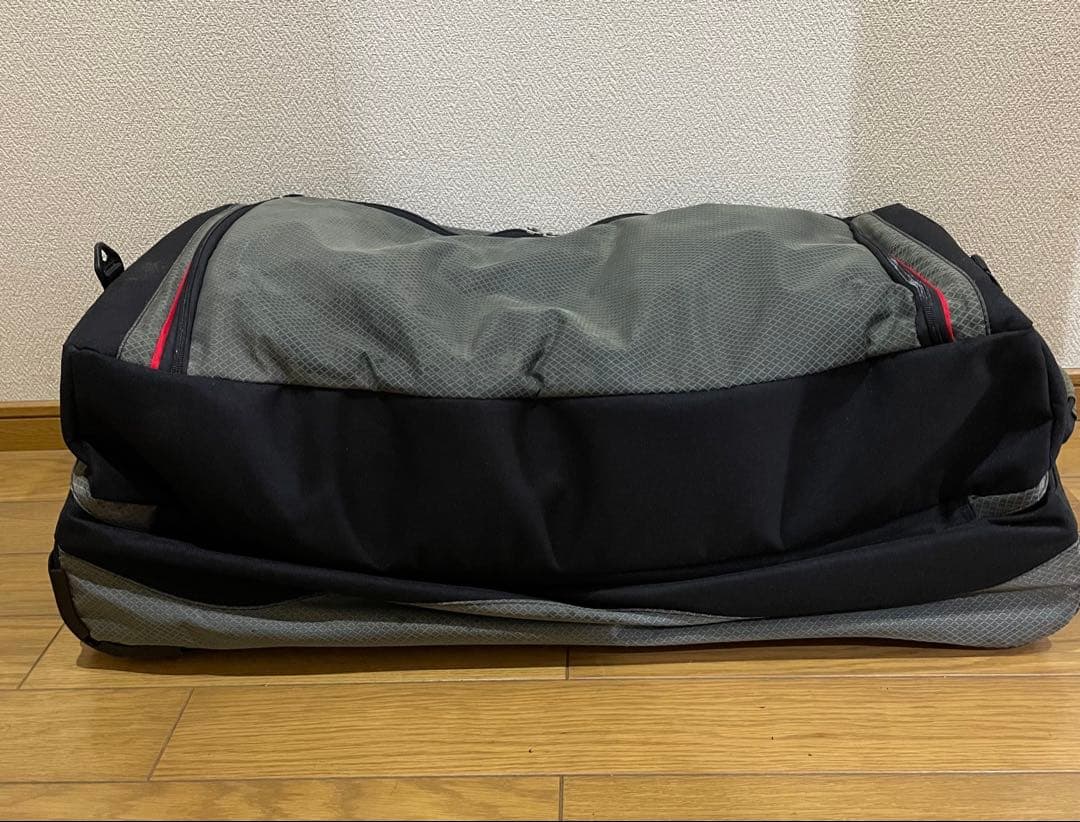 SWIX スウィックス　クラムシェルローラー　キャリーギアバック　　キャスター付