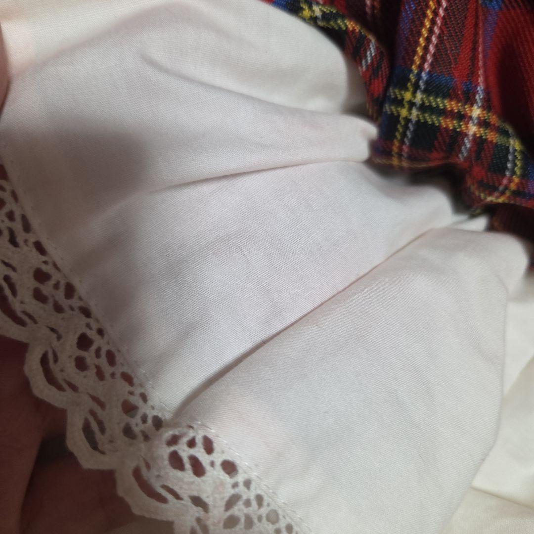 赤いチェック柄フリルワンピース