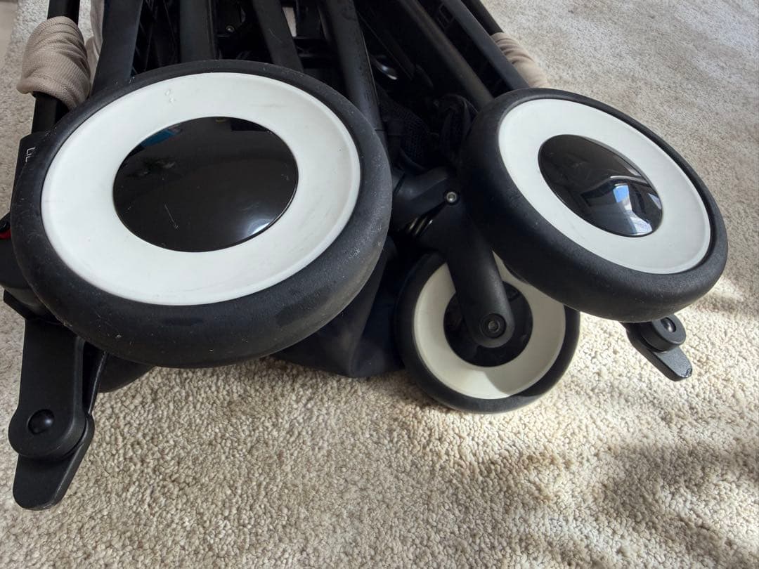 ベージュ ナイロン製 ベビーカー cybex