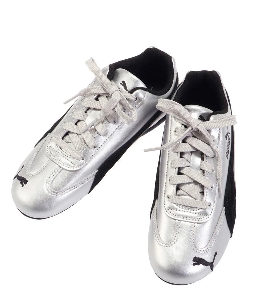 <最終出品>PUMA スニーカー シルバー 【新品】