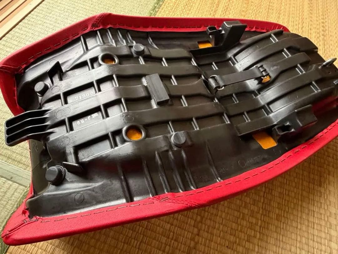 HONDA CB1300SF/SB ワイバーン シート COMFORT SEAT