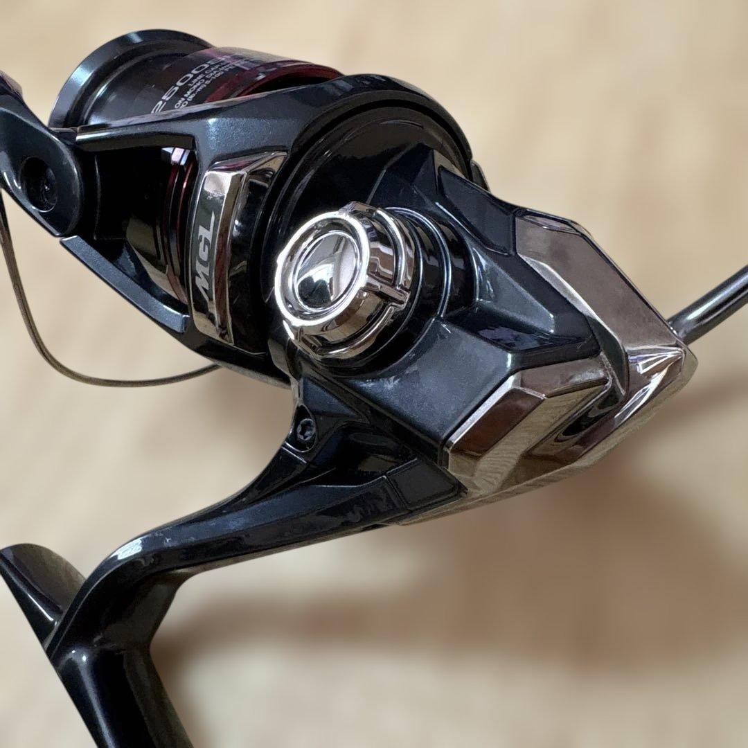 シマノ 24ヴァンフォード 2500SHG