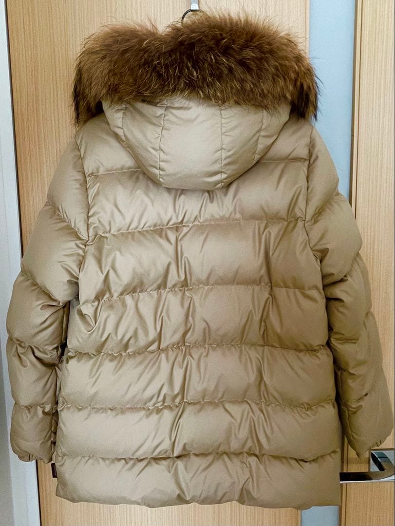 MONCLER モンクレール 茶タグ ファー付きダウンコート ベージュ サイズ1