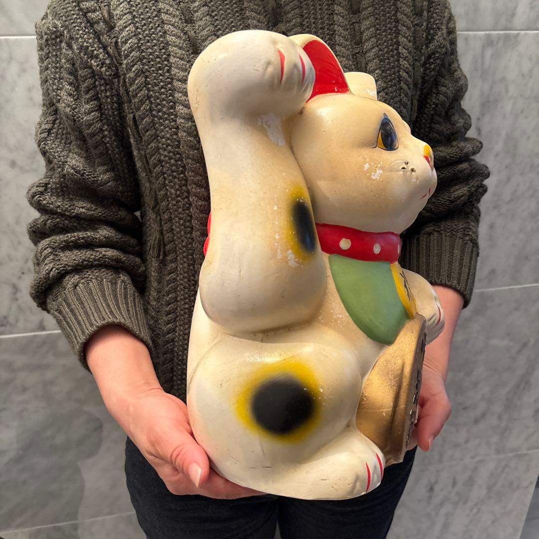 90年代ヴィンテージ手描きの瞳やまつ毛が美しく金運向上の招き猫