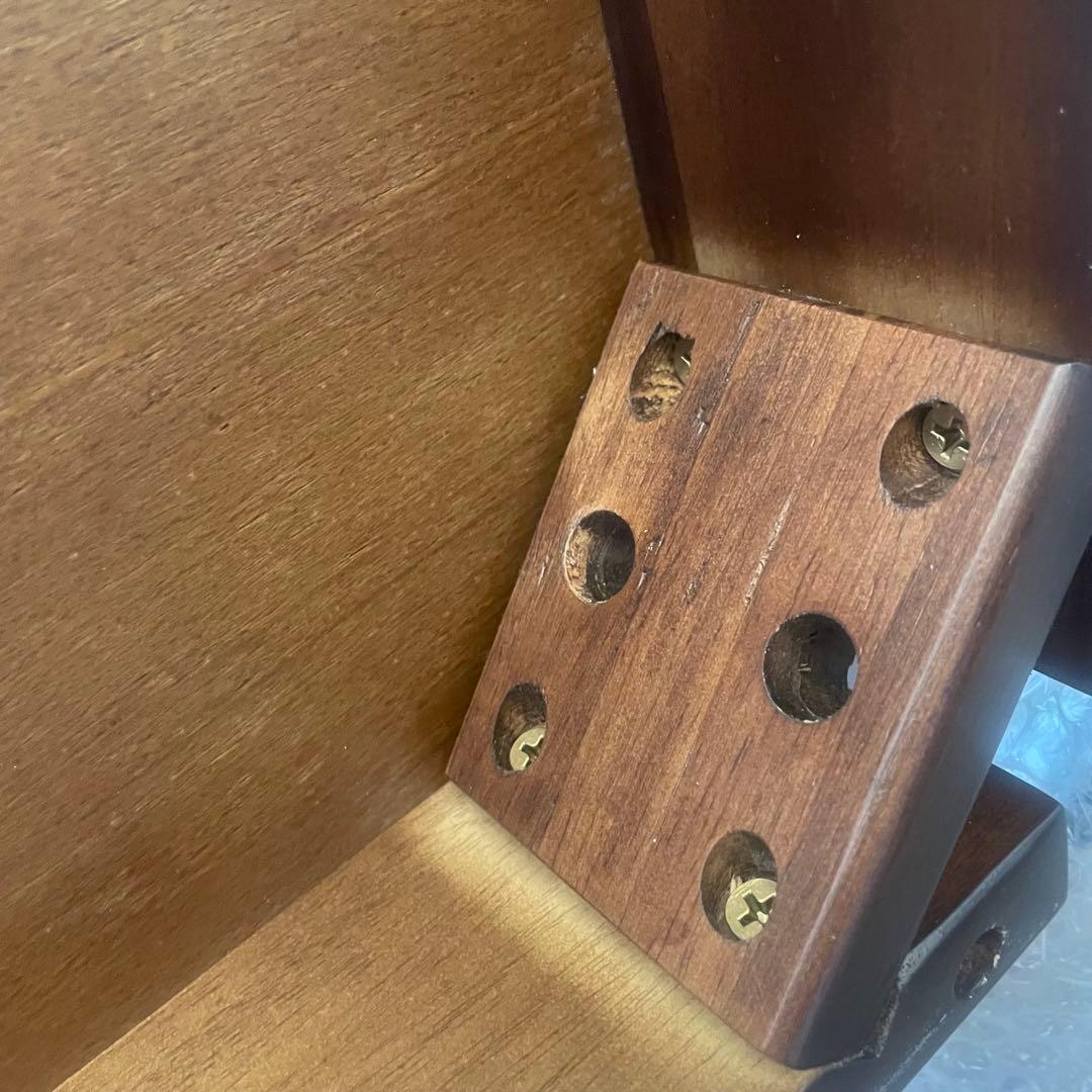 関家具　天然木をもちいた丸テーブルのMARUTO（マルト）ダイニングテーブル