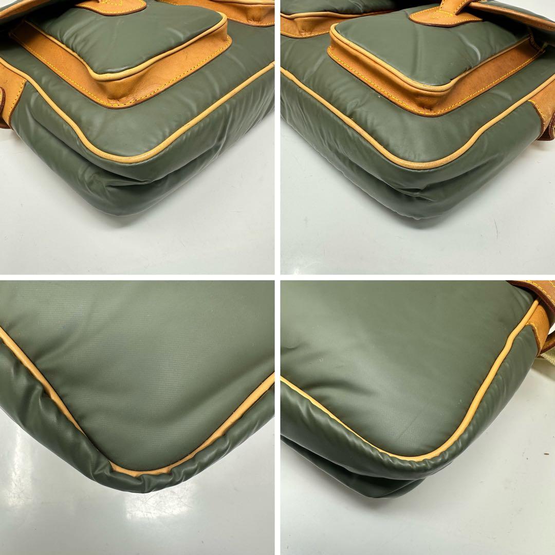 HUNTING WORLD メッセンジャーバッグ オリーブグリーン　N2-4