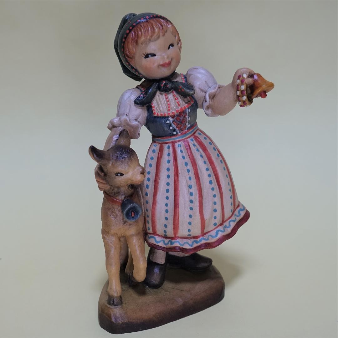 ANRI【Swiss Girl Goat Bell】アンリ人形