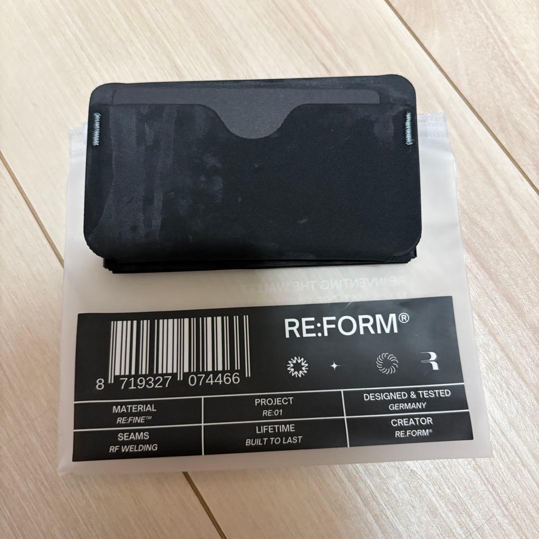 RE:FORM 01 スリーブ　二つ折り財布