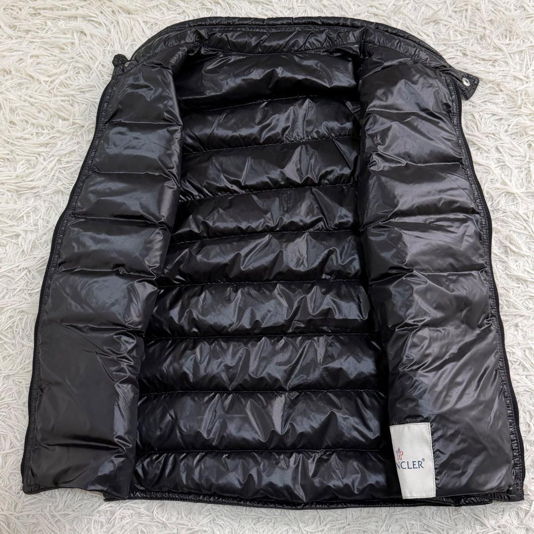 15515✨MONCLER GUI ダウンベスト ナイロン ブラック