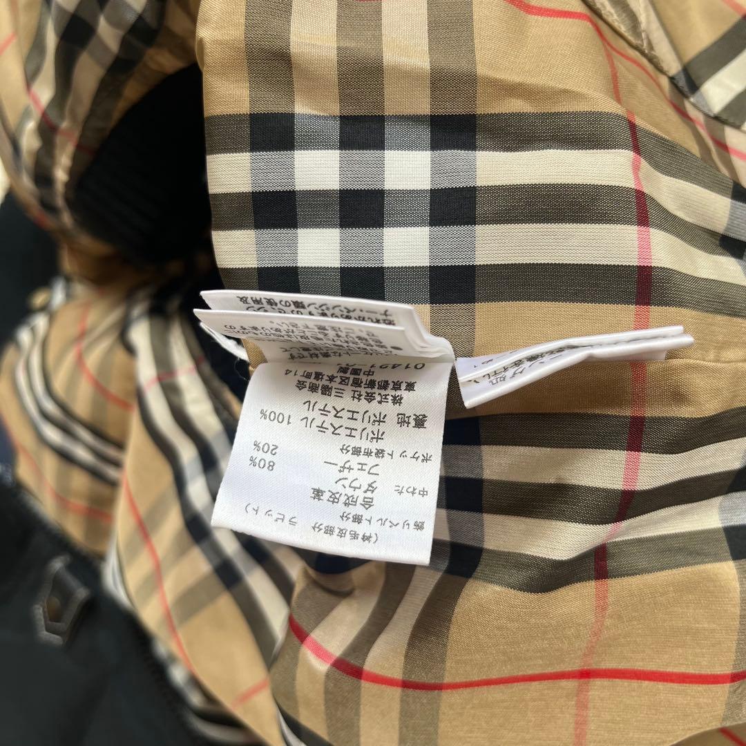 バーバリー　ダウンベスト　ノバチェック　Mサイズ　ベルト　リブ　黒　ホースロゴ