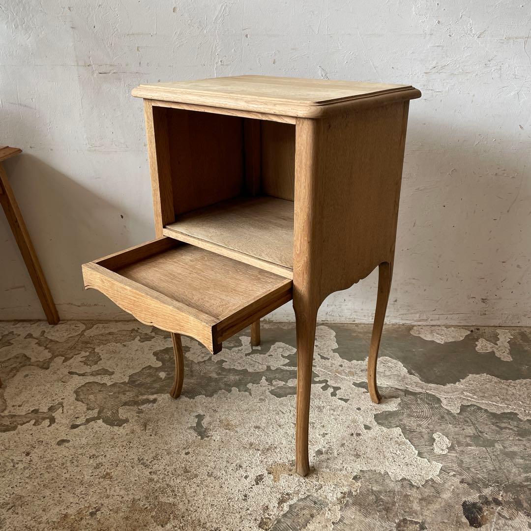 ビンテージ ドロワーサイドテーブル ベッドサイド猫脚　剥離　no1